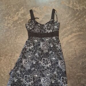 Evan Picone Black Dress with White Floral Outline